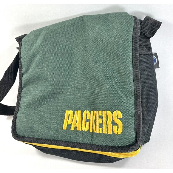 NFL Teams Green Bay Packers Insulated Travel Cooler with Strap - Picture 3 of 12